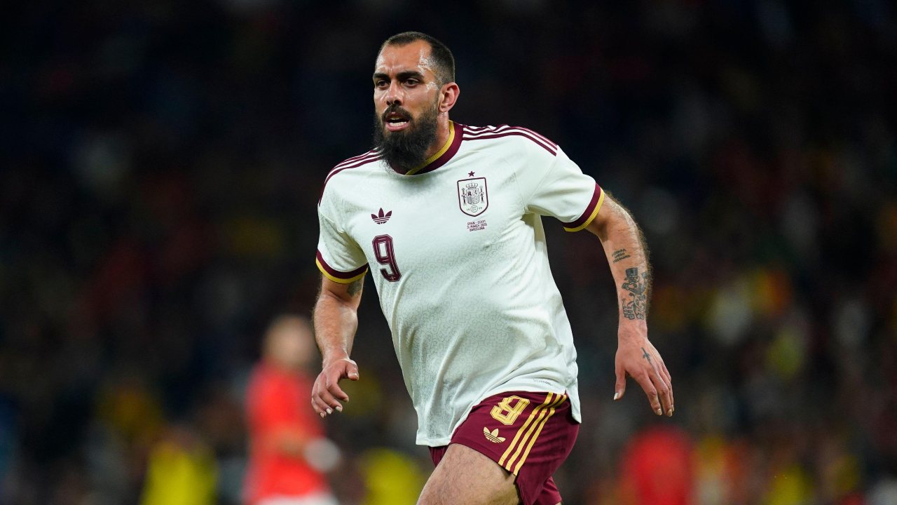 Borja Iglesias do Celta Vigo Palpite Celta de Vigo x Freiburg – Europa League – 16/04/2026