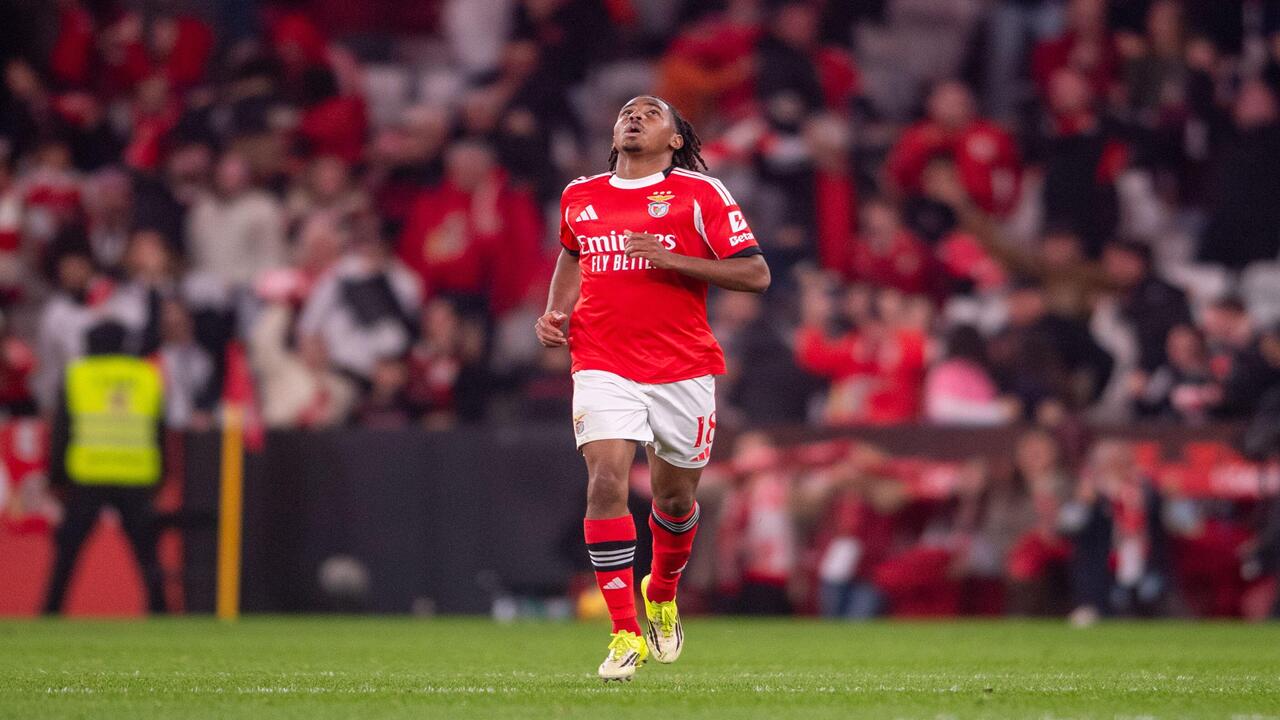 Lisboa, Lisboa, Portugal. 8th Mar, 2026. LISBOA, PORTUGAL - MARCH 08: LEANDRO BARREIRO from SL Benfica is seen celebrating his goal during the Liga Portugal Betclic 2025/26 League match between SL Benfica and FC Porto, at Estadio do Sport Lisboa e Benfica Palpite Famalicão x Benfica – Campeonato Português – 02/05/2026