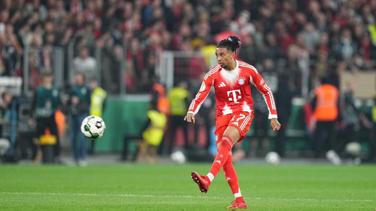 Michael Olise do Bayern Palpite Mainz x Bayern de Munique – Bundesliga – 25/04/2026