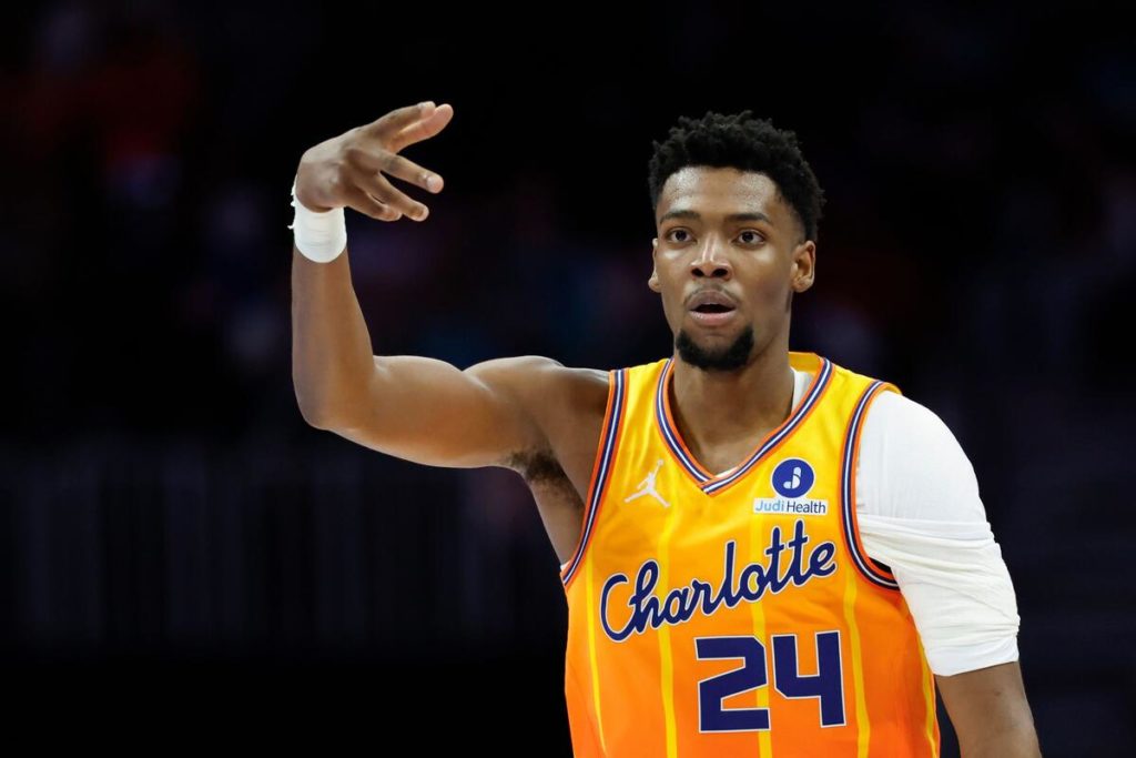 Palpite New York Knicks x Charlotte Hornets - NBA - 12/04/2026