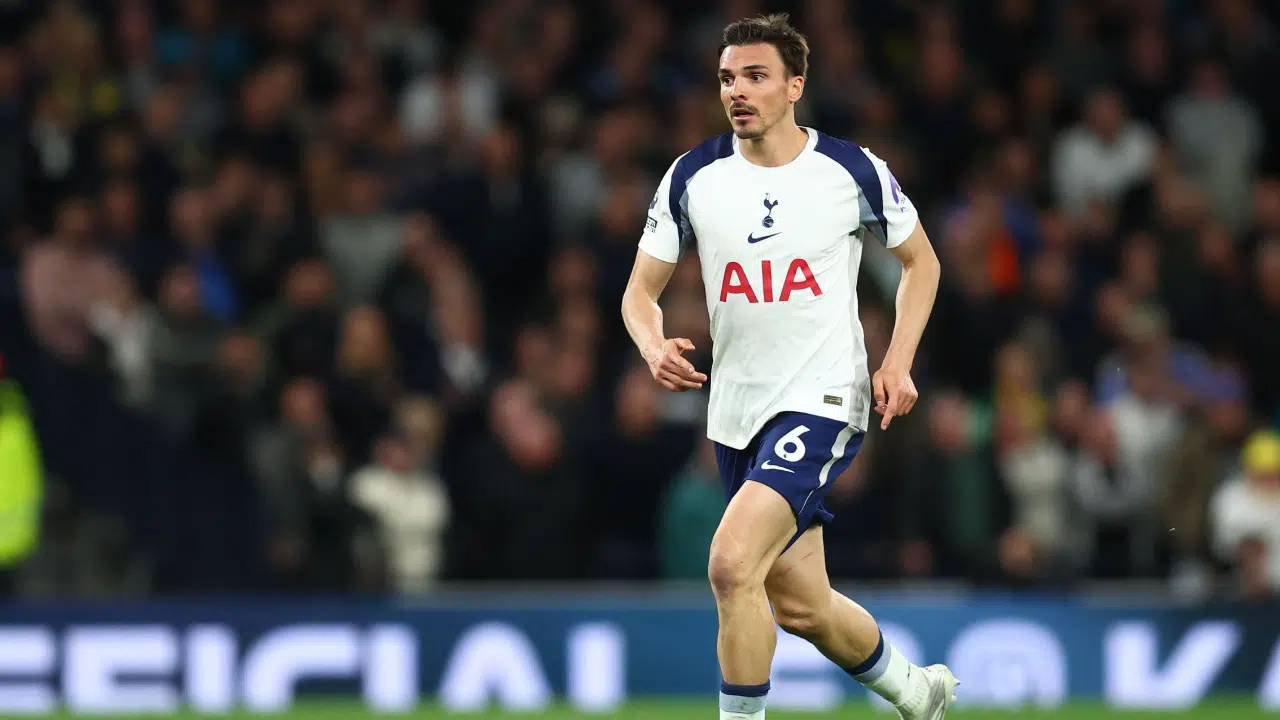 Joao Palhinha do Tottenham Hotspur Palpite Tottenham x Everton – Premier League – 24/05/2026