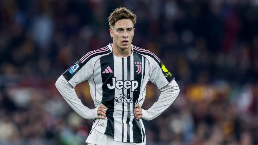 Kenan Yıldız do Juventus Palpite Lecce x Juventus