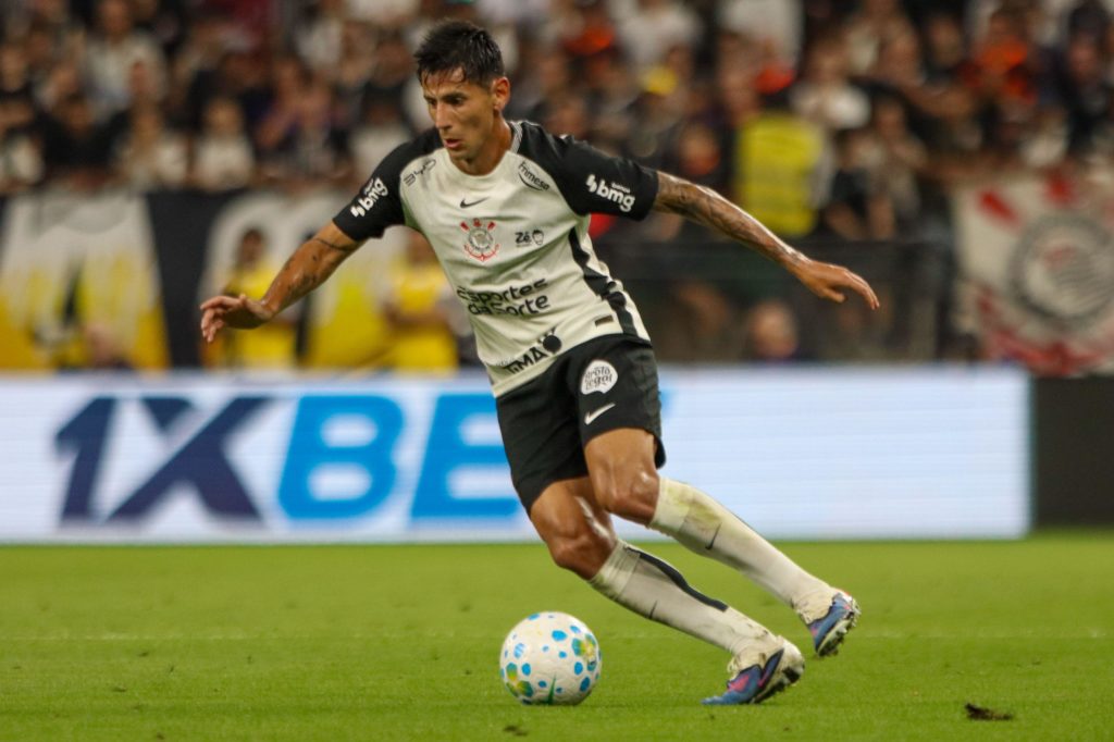Sao Paulo, Sao Paulo, Brasil. 5th Apr, 2026. Sao Paulo (SP), 05/04/2026 - Brasileirao/Corinthians vs Internacional - Player Fabrizio Angileri in a match between Corinthians and Internacional, valid for the 10th round of the Brazilian football championship
